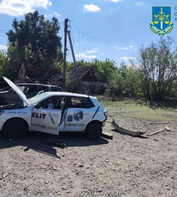 Трьома авіабомбами ворог атакував цивільну інфраструктуру Сумського району: двоє поранених