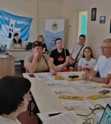 На Херсонщині діє проєкт з підтримки ВПО у працевлаштуванні та адаптації