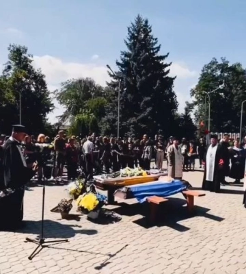 На Волині попрощалися з Героєм, який повернувся додому «на щиті»