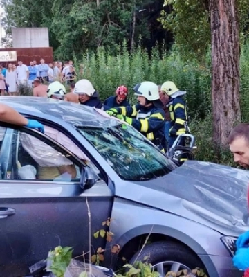 Під Луцьком – страшна аварія: «беха» влетіла в «шкоду» 