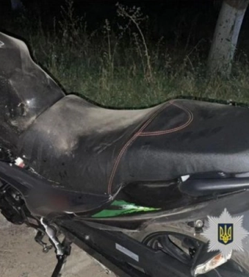 На Одещині внаслідок зіткнення мотоциклів загинув чоловік та поранені двоє підлітків (ФОТО)