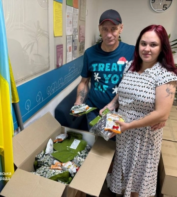 У Дніпрі вимушеним переселенцям видали понад 5 000 безкоштовних наборів продуктів