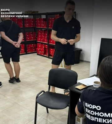 Одести продавали підроблену техніку, як оригінальну відомого бренду