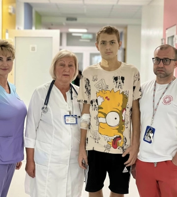 Почали відмовляти органи після купання в річці: львівські лікарі врятували юнака
