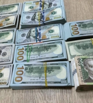 $45 тис. за допомогу ухилянтам: СБУ затримала у Києві адвоката. ФОТО