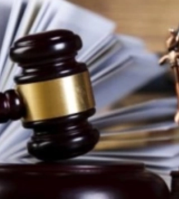 Херсонський суд виніс вирок офіцеру, який вимагав з військових хабарі за непритягнення до відповідальності