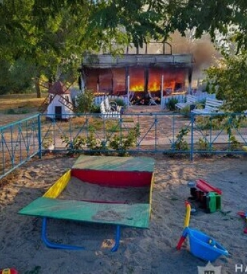 Минулої доби росіяни обстріляли 12 населених пунктів на Запоріжжі: 2 людей загинуло, 6 дітей і 4 дорослих поранені