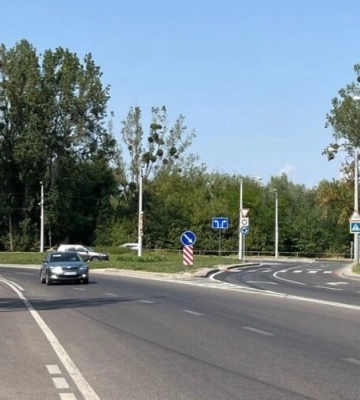 У Львові на одному з перехресть змінили схему руху транспорту