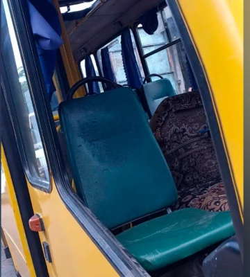 В одному з районів Херсона під обстріл потрапив автобус, – МВА