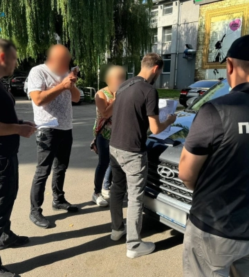 Розікрали на ремонті автодороги понад 5 млн грн: на Закарпатті повідомлено про підозру керівникам підрядних організацій