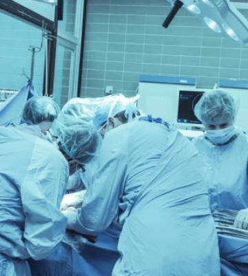 У Львові прооперували 5-річного хлопчика, який через важку алергію на ліки ледь не втратив руку