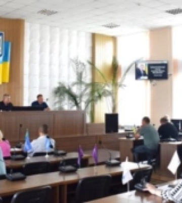 Дубенська міська рада провела позачергову сесію: бюджетні зміни та підтримка ЗСУ