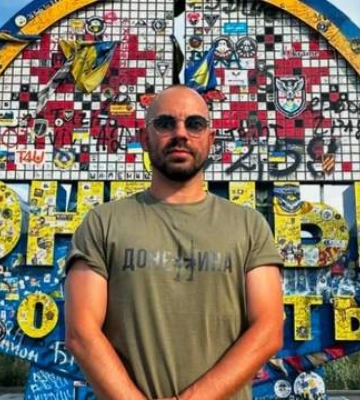 Мене вже ніхто не чекатиме, – Бєдняков поділився спогадами про рідний Маріуполь і покійну маму