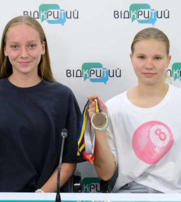Дніпряни вибороли 8 медалей на Чемпіонаті України з бадмінтону 