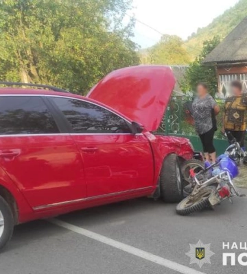 На Львівщині через ДТП госпіталізували 13-річного мотоцикліста та його 16-річну пасажирку