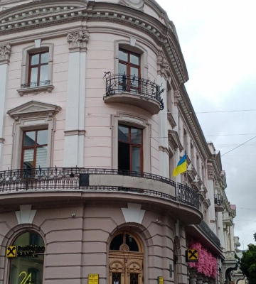 Хмарно й місцями дощ: якою буде погода на Франківщині 22 серпня