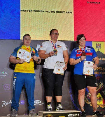 Полтавка перемагає на Чемпіонаті Світу з армрестлінгу
