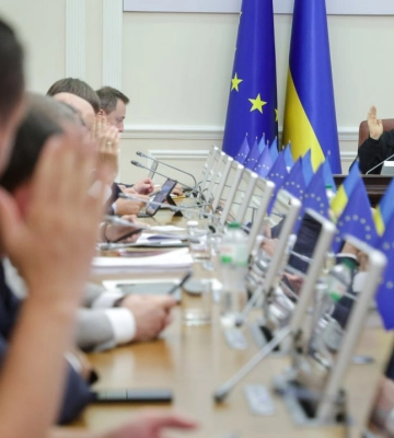 Уряд провів позачергове засідання - виділив 470 мільйонів на теплопостачання Бурштина і Добротвору