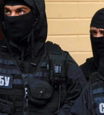 Мефедрон у дитячих іграшках: на Львівській митниці викрили контрабанду психотропів до Польщі