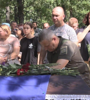 Ізмаїл провів в останню путь загиблого Героя Віталія Дєвкіна