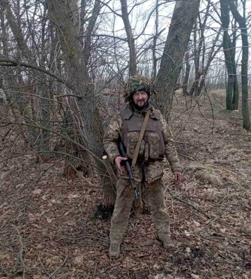 Плакали усі: у волинській громаді попрощалися з Героєм Віталієм Вавдійчиком