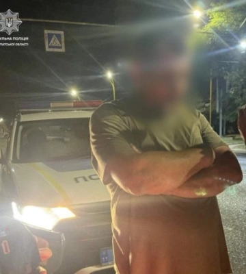 Патрульні  зупинили нетверезого водія вантажівки:  у понад 10 разів перевищує норму алкоголю в крові