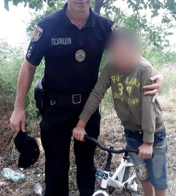 У Білгород-Дністровському районі шестирічний хлопчик на велосипеді проїхав дев’ять кілометрів від дому