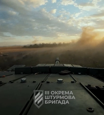 Уночі росіяни обстріляли приватні будинки, сільраду і ліцей у Харківській області