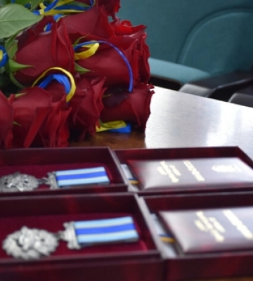 У Луцьку вручили державні нагороди родинам загиблих героїв-захисників