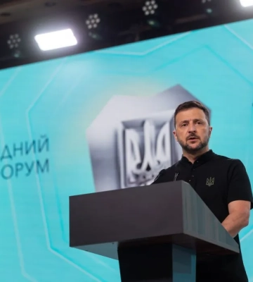 Аби вигнати окупанта з України, необхідно створювати російській державі якнайбільше проблем на її території - Зеленський