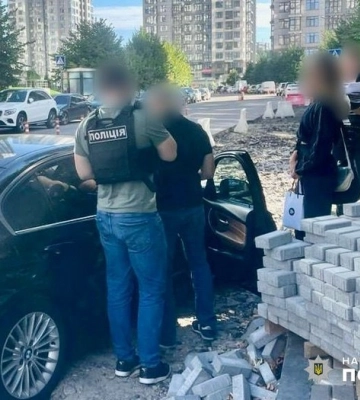 Одеські поліцейські викрили вербувальницю жінок для сексуальної експлуатації за кордоном