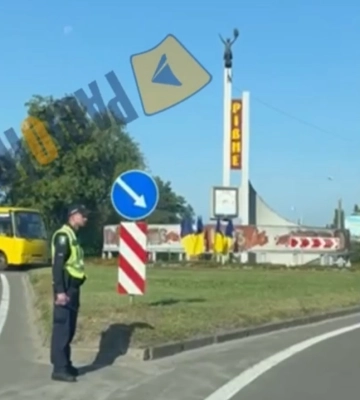 На Київській у Рівному не розминулися автомобілі