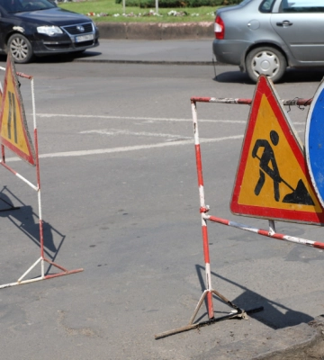 У Дніпрі тимчасово звузять тротуари на 20-річчя Перемоги та перенесуть зупинку транспорту