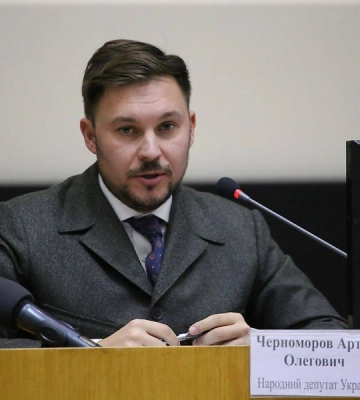 Чорноморов розповів про ініціативу миколаївських нардепів забронювати водіїв шкільних автобусів Чорноморов розповів про ініціативу миколаївських нардепів забронювати водіїв шкільних автобусів