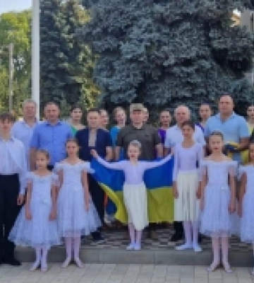 У Болграді відбулась урочиста церемонія підняття державного прапора України