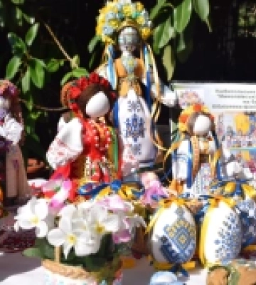 У Миколаєві відбулася благодійна виставка-продаж на підтримку ЗСУ