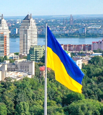 Куди піти у Дніпрі на День прапора