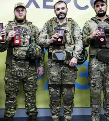 Військовим із Херсонського полку вручили нагороди 