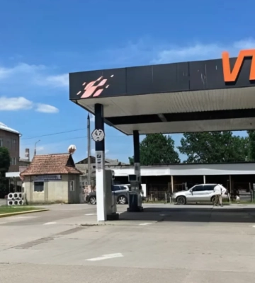 Скільки коштує пальне на АЗС в Івано-Франківську 23 серпня: огляд цін