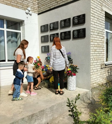 У навчальному закладі на Волині відкрили пам&#039;ятні дошки на честь полеглих Героїв