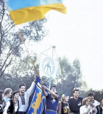 Дружина Георгія Гонгадзе Мирослава поділилася світлиною журналіста у Чернівцях Дружина Георгія Гонгадзе Мирослава поділилася світлиною журналіста у Чернівцях