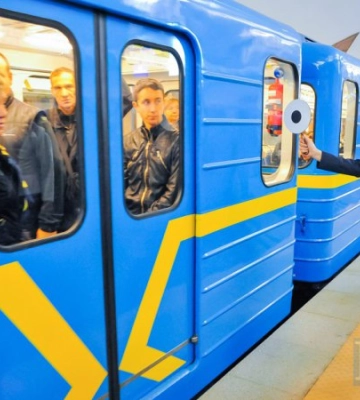 Коли завершиться ремонт між станціями метро «Деміївська» – «Либідська»: названо дату