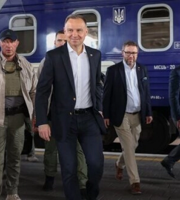 Впервые за год. Президент Польши Дуда прибыл в Киев с неанонсированным визитом