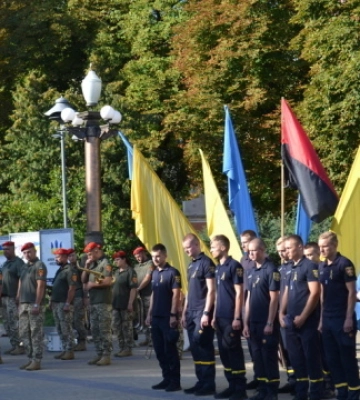 У Тернополі вручили нагороди військовим та волонтерам з нагоди Дня Незалежності