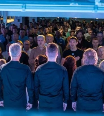У Запоріжжі через повітряну тривогу День Незалежності відзначали в укритті