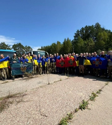 Із російського полону повернули ще 115 українських військових