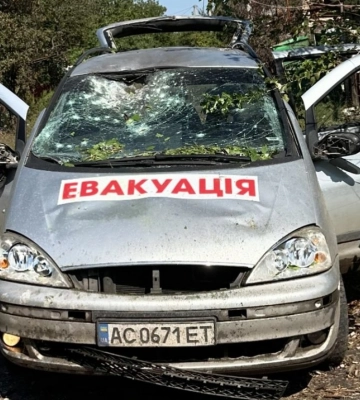 Російський дрон атакував автомобіль волонтера у Часовому Яру