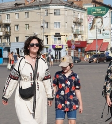 Вишиванки, сонце, діти: як Луцьк зустрів 33-ю річницю незалежності 