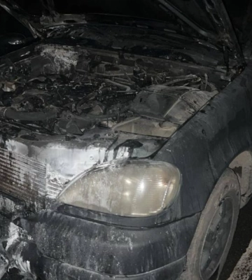 Ще один автомобіль військового спалили у Дніпрі