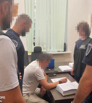 Придбав одяг для бійців зі збитками у понад 18,7 млн грн: Повідомлено про підозру посадовцю Херсонської ОДА. ФОТОрепортаж